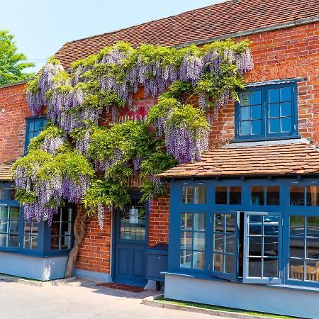 에일즈베리 The Broad Leys B&B 외부 사진