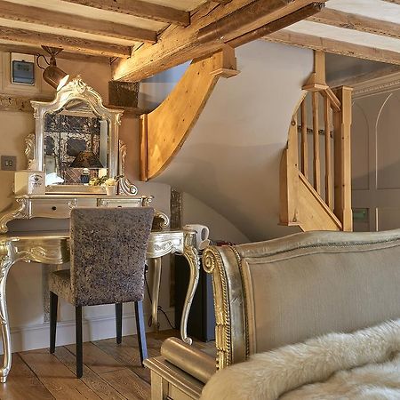 에일즈베리 The Broad Leys B&B 외부 사진