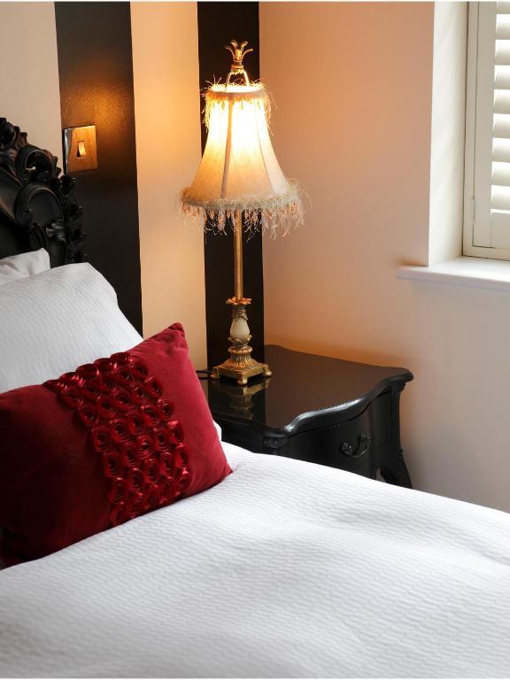 에일즈베리 The Broad Leys B&B 객실 사진