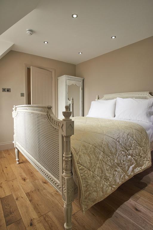에일즈베리 The Broad Leys B&B 외부 사진