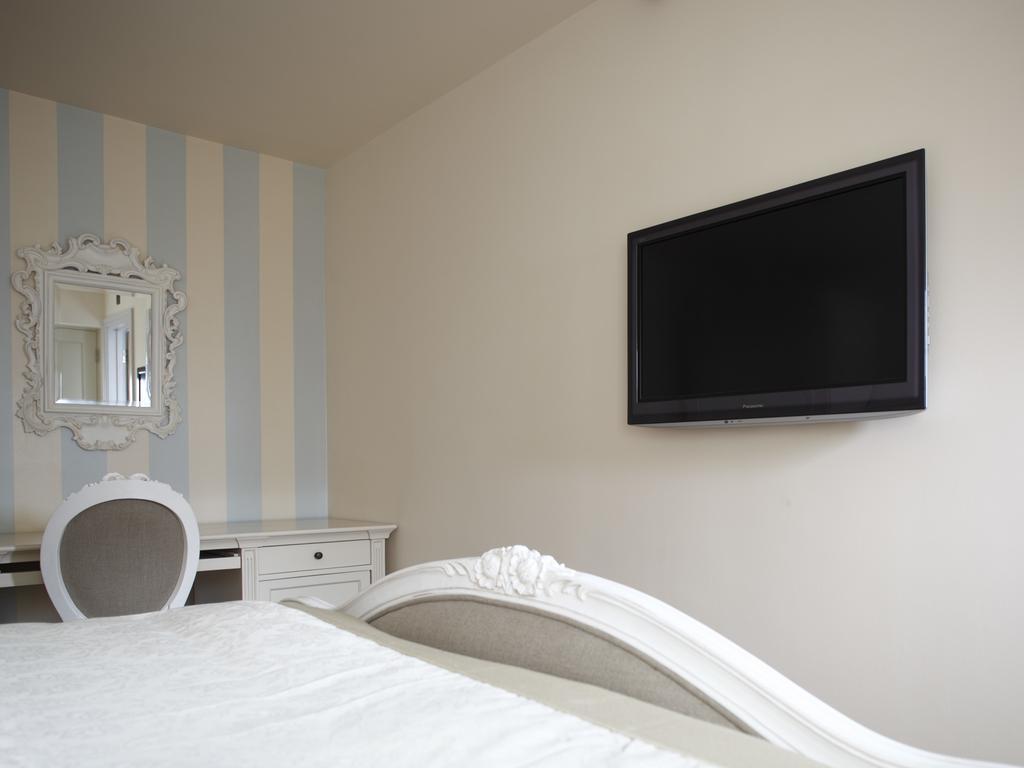 에일즈베리 The Broad Leys B&B 외부 사진